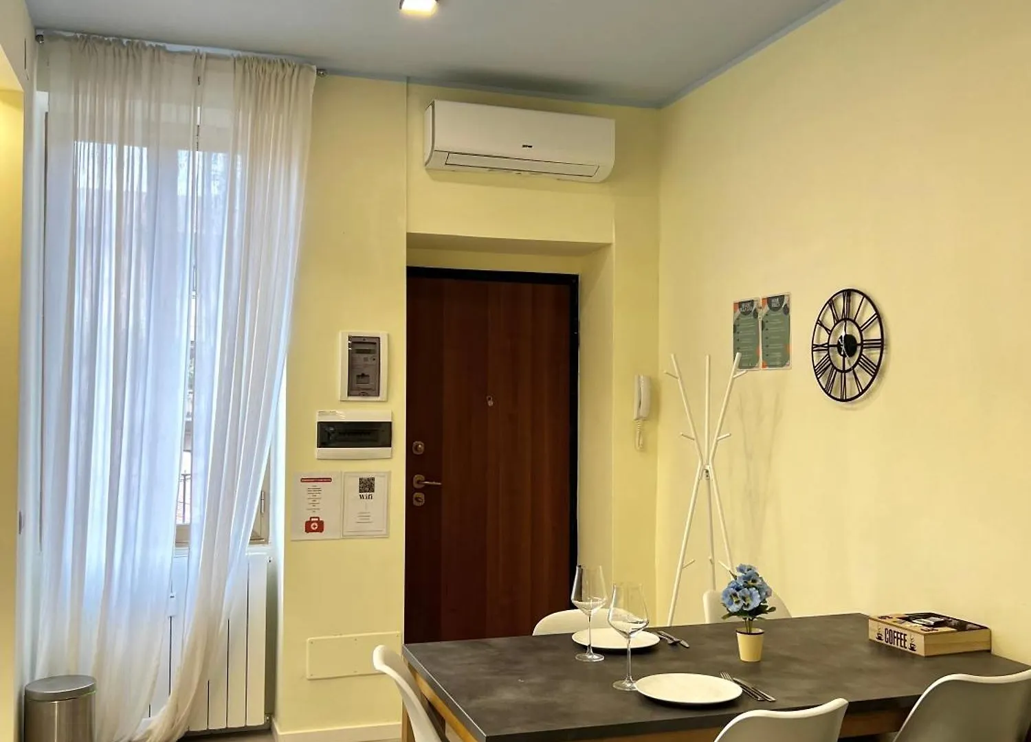Moderno Appartamento Vicino Al Centro E Bocconi Milan Apartment
